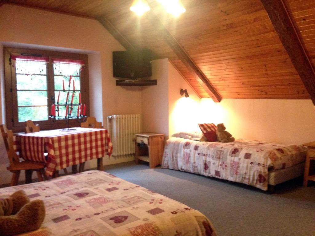 Hotel La Tapia Отран Стая снимка